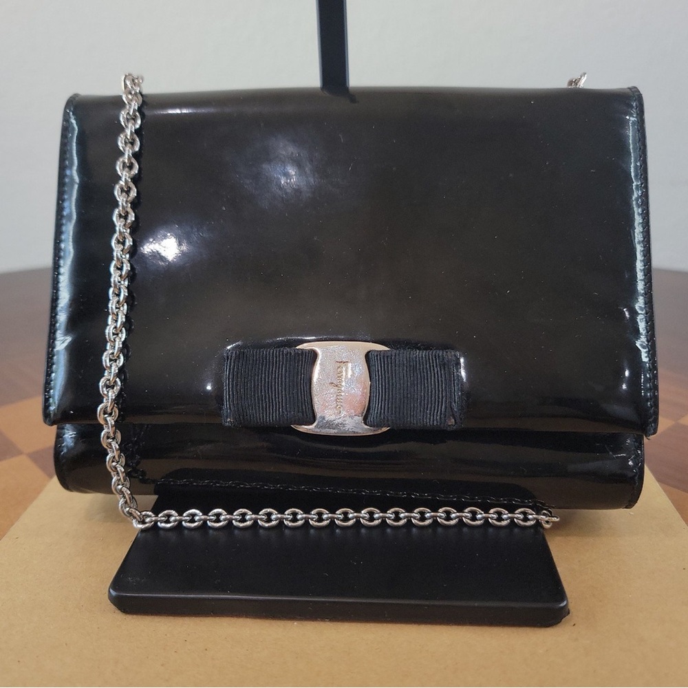 SALVATORE FERRAGAMO vara bow patent leather crossbody bag small